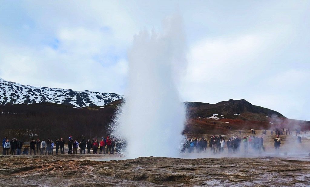 Strokkur Iceland eruption