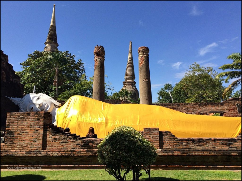 reclining buddha ayutthaya Wat Yai Chai Mongkhon thailand day trip