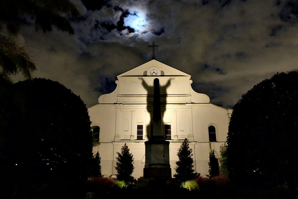 things to do in new orleans - ghost stories