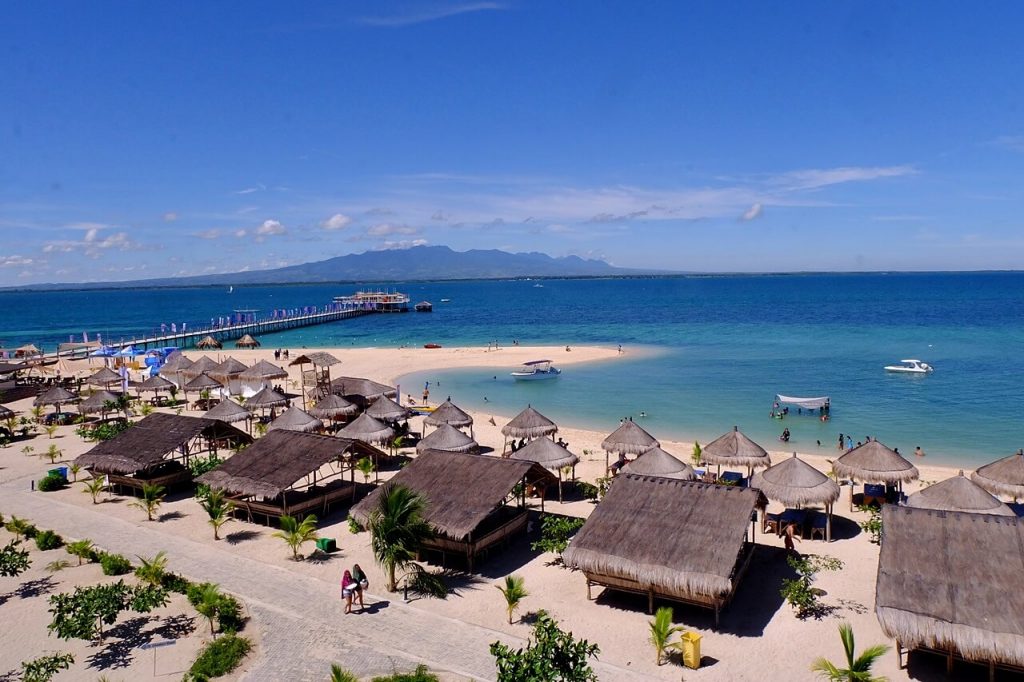 Resort de playa en la isla de Lakawon